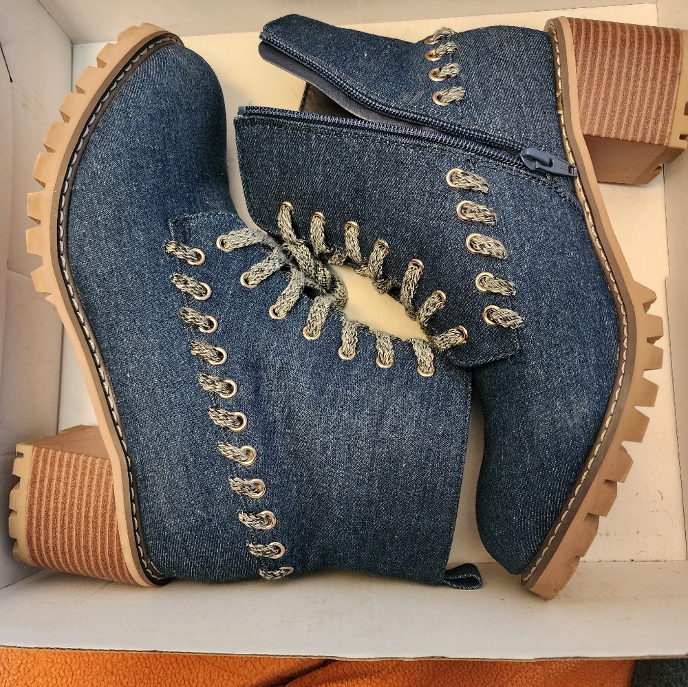 Women's boots